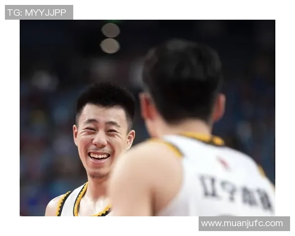 辽宁本钢与新疆伊力特精彩对决录像回放分析与亮点回顾 辽宁本钢与新疆伊力特精彩对决录像回放分析与亮点回顾